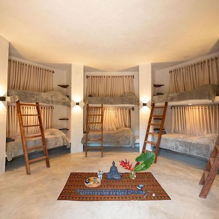 Leisy'S Garden Hostel & Rooms Samana Εξωτερικό φωτογραφία