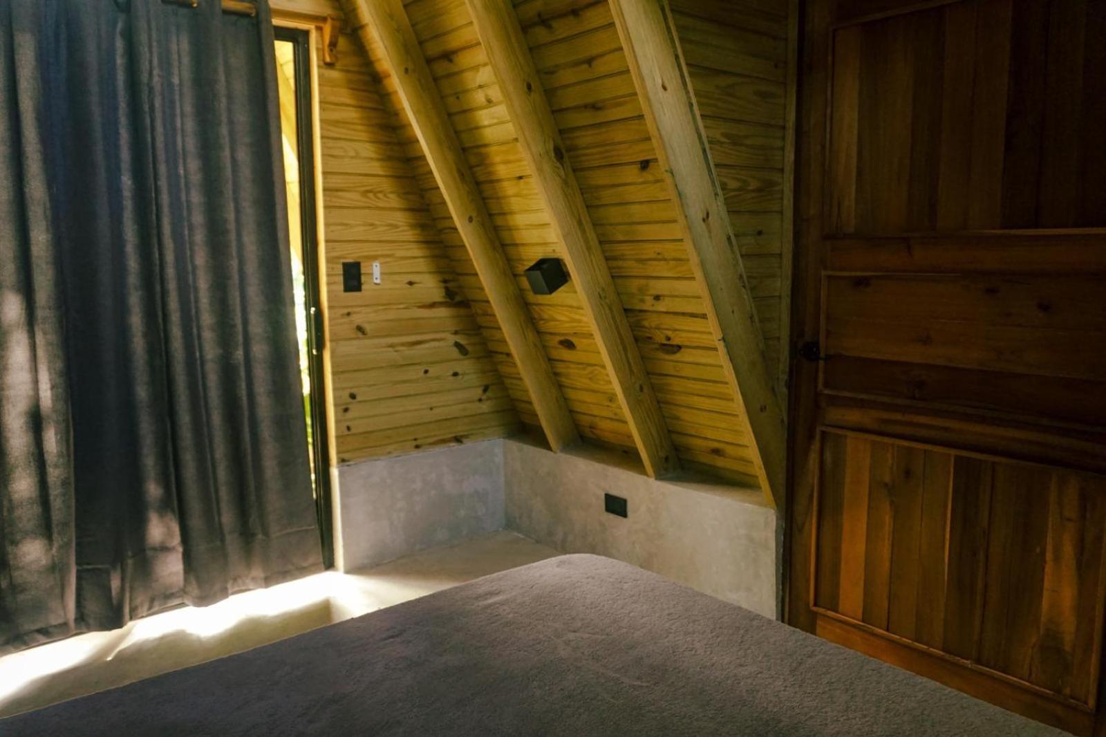 Leisy'S Garden Hostel & Rooms Samana Εξωτερικό φωτογραφία